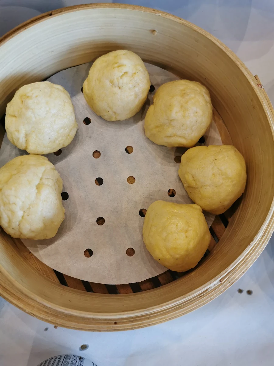 steamed sweet corn buns 玉米窝窝头